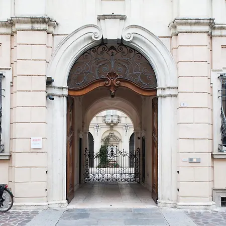 Mortara Lägenhet